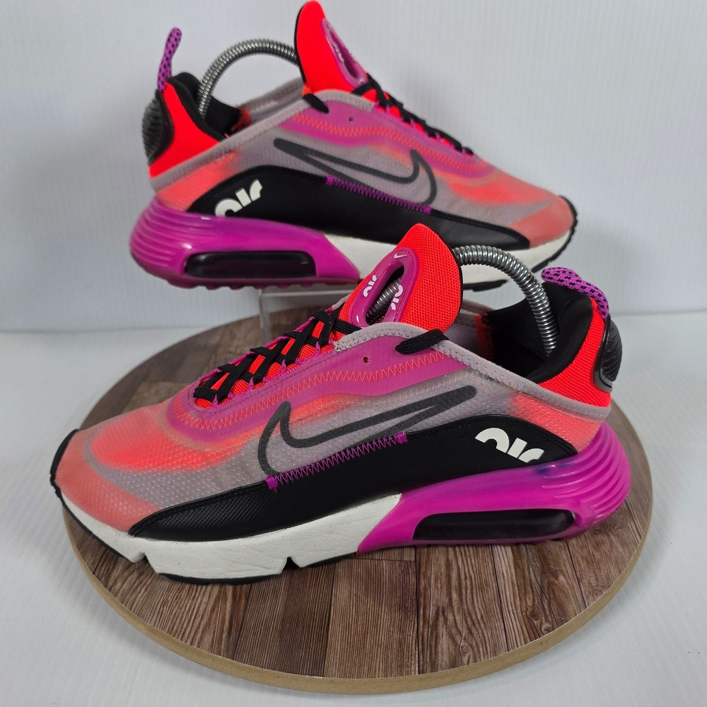 Nike Air Max 2090 Sneakers Womens Size 10 Pink Crimson CK2612-500 Running Shoes